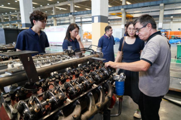 Client visiting engine production line