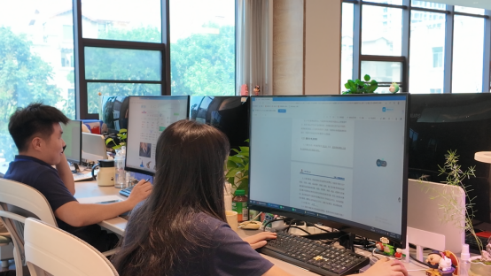 Heze Headquarters · Team at Work