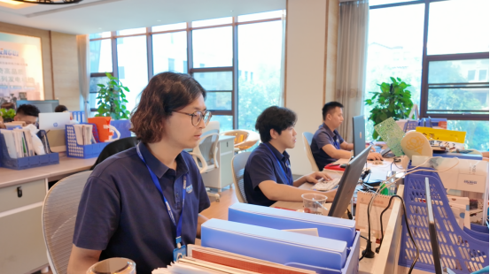 Heze Headquarters · Customer Service
